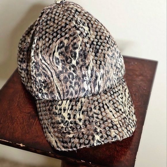 Snakeskin Cap - Picture 2 of 4